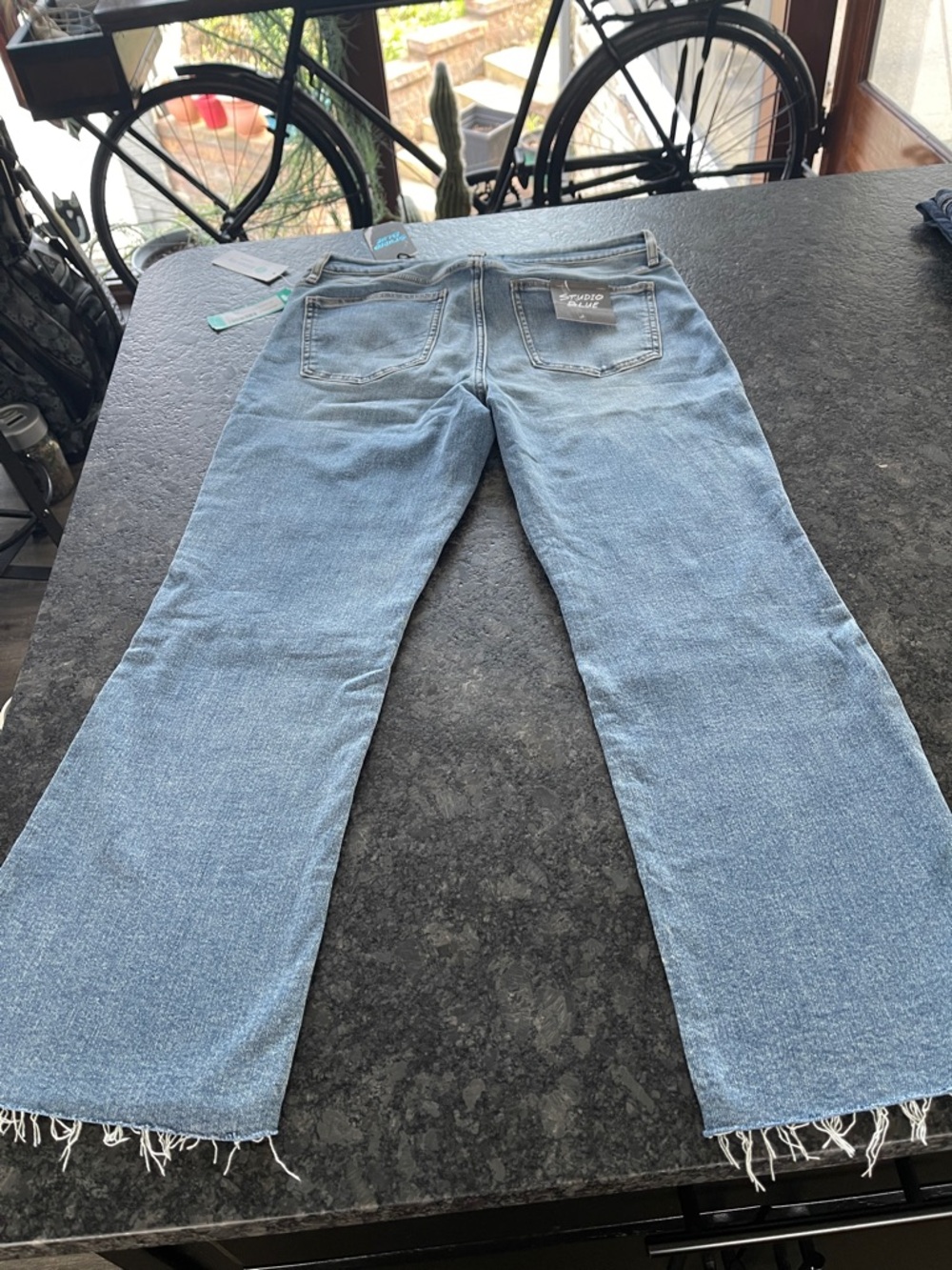 Studio Blue Emery High Rise Cropped
Bootcut Jean size 12 26” inseam - Picture 12 of 12